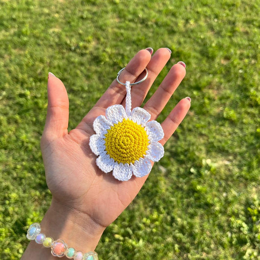 P Palettes Daisy Keychain, handmade, gifting, crochet
